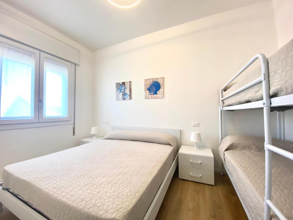 Maria Luisa - Piazza Mazzini - 30 Mt Dal Mare - Jesolo Apartment Екстериор снимка